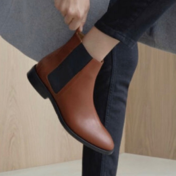Everlane Modern Chelsea Leather Ankle Boots Size 6.5 - Picture 5 of 11